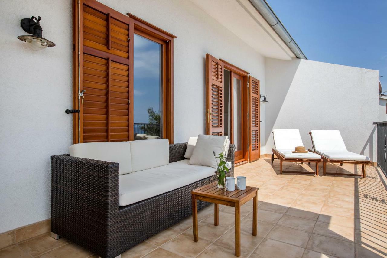 Villa Pod Borom Sveta Nedelja  Exterior foto